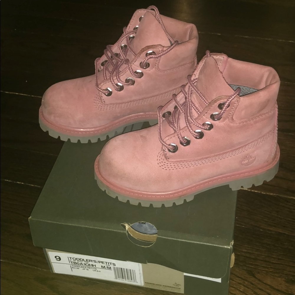 Unisex Timberland Boot - Picture 2 of 5